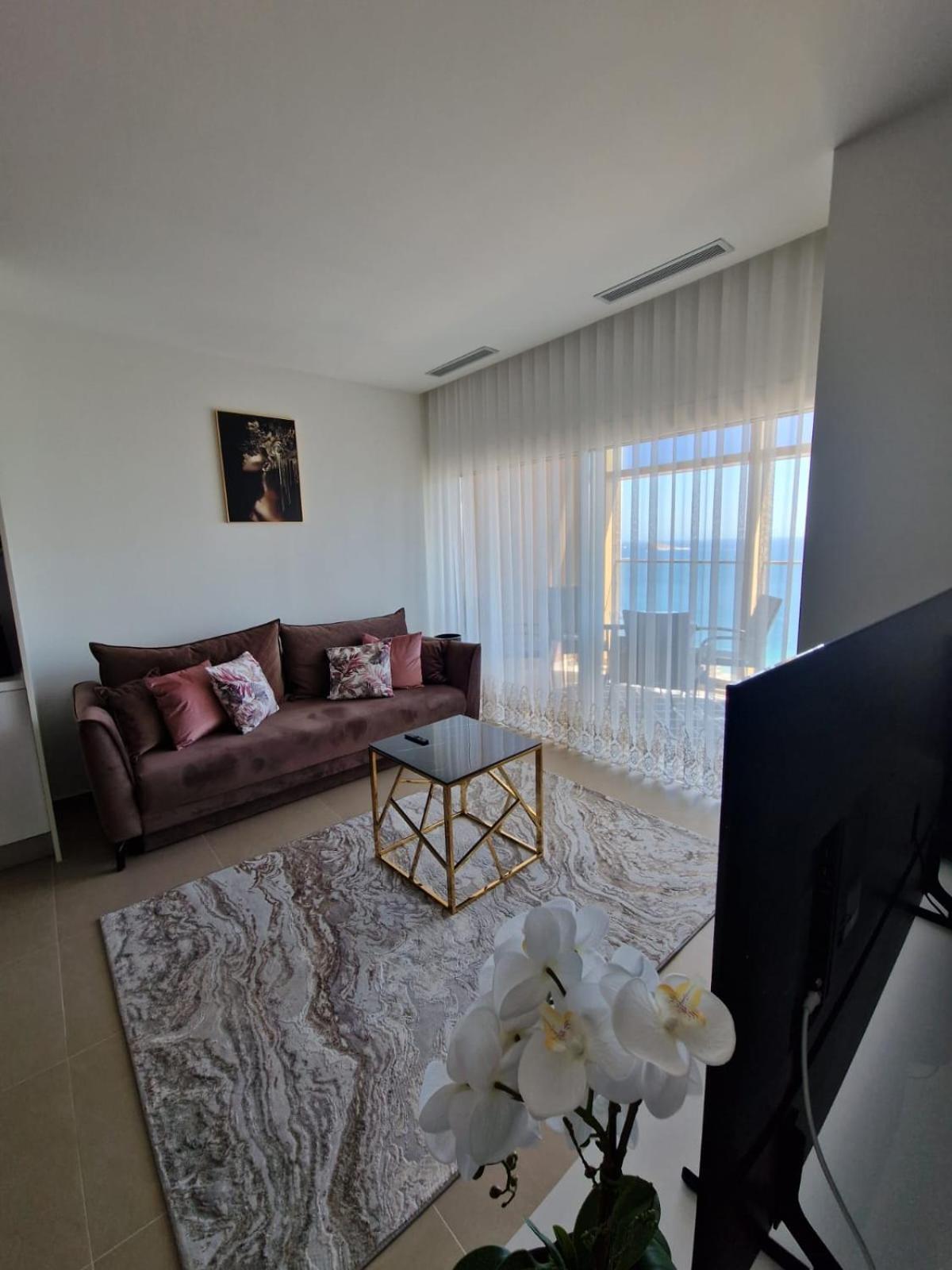 Intempo 14e By Vivamar Apartment *